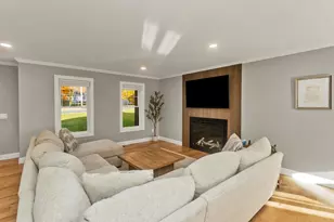 42 East St, Granby, MA 01033 - Photo 8