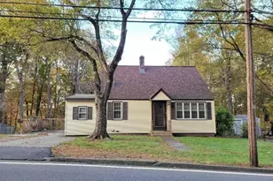 103 Elm St, Leominster, MA 01453 - Photo 2