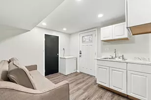 1239 Salem St, Malden, MA 02148 - Photo 18