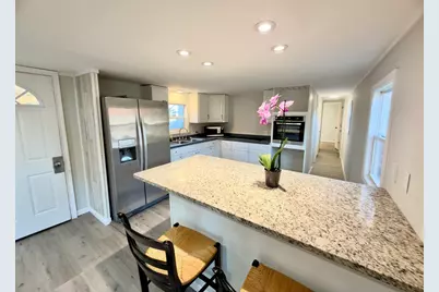 4 Pipit Dr, Chicopee, MA 01020 - Photo 6