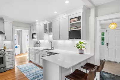 2 Standish St, Hingham, MA 02043 - Photo 12