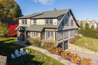 2 Standish St, Hingham, MA 02043 - Photo 4