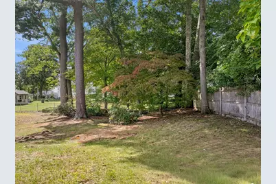 21 Beacon St, Wilmington, MA 01887 - Photo 20