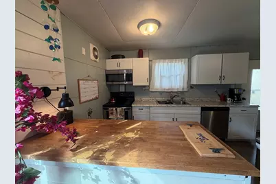 4 North St, Greenfield, MA 01301 - Photo 14