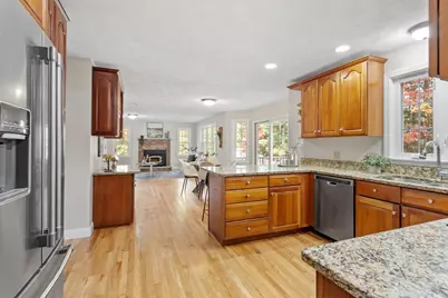 594 Boxford Street, North Andover, MA 01845 - Photo 14