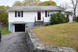 26 Cedar St, Hopkinton, MA 01748 - Photo 1