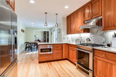 720 Salem End Road, Framingham, MA 01702 - Photo 12