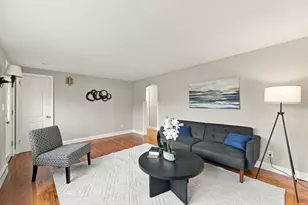 186 Sikes Ave, West Springfield, MA 01089 - Photo 2