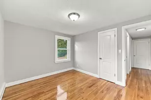 186 Sikes Ave, West Springfield, MA 01089 - Photo 12