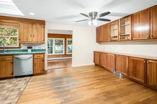 16 Greenbrook Rd, Hamilton, MA 01982 - Photo 8