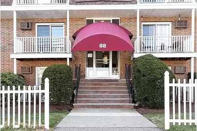 88 Beacon St #11, Lawrence, MA 01843 - Photo 1
