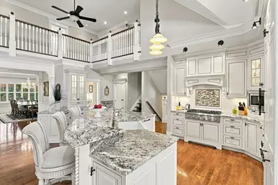 161 Green St, Shrewsbury, MA 01545 - Photo 8