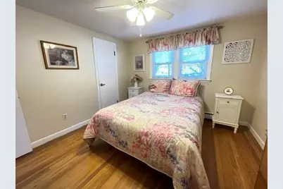 55 School St, Auburn, MA 01501 - Photo 8