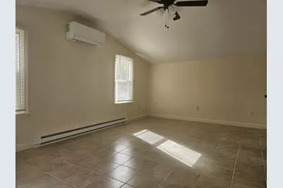 27R Summer St #R, Chelmsford, MA 01824 - Photo 4