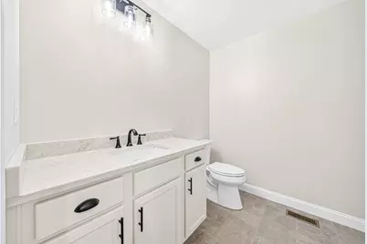 6 McHugh Ave #6, Billerica, MA 01821 - Photo 12
