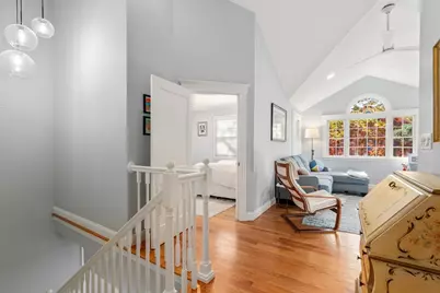 17 Hill Top Road, Wellesley, MA 02482 - Photo 14