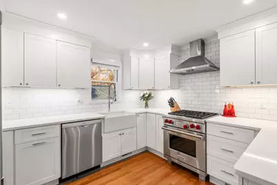 17 Hill Top Road, Wellesley, MA 02482 - Photo 4