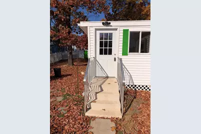 8 Presidential Circle, Warren, MA 01083 - Photo 2