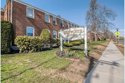 18 Colony Rd #18, West Springfield, MA 01089 - Photo 1