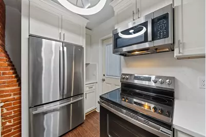 121 Sylvan St #B, Danvers, MA 01923 - Photo 12