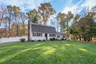 19 Bayberry Rd, Hampden, MA 01036 - Photo 1