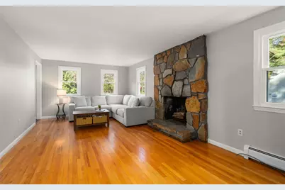 19 Bayberry Rd, Hampden, MA 01036 - Photo 16