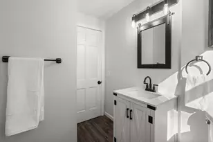 19 Bayberry Rd, Hampden, MA 01036 - Photo 18
