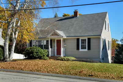 5 Davis Road, Auburn, MA 01501 - Photo 1