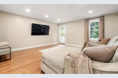 65 Castine St., Worcester, MA 01606 - Photo 12