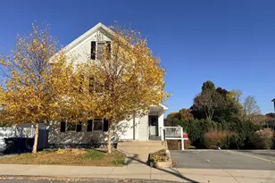 15 Sumner St, Milford, MA 01757 - Photo 2