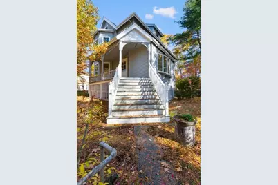 16 Pine St, Wakefield, MA 01880 - Photo 4