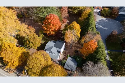 75 Lexington St, Burlington, MA 01803 - Photo 2