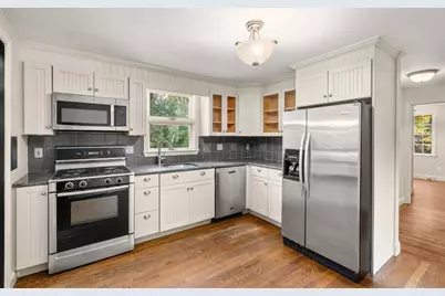 175 Oak St, Franklin, MA 02038 - Photo 14