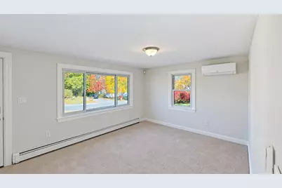 228 Arnold Rd, North Attleboro, MA 02760 - Photo 4
