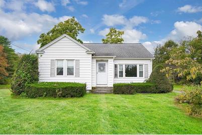 314 South Liberty St, Belchertown, MA 01007 - Photo 1