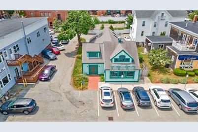 17 South Park Ave, Plymouth, MA 02360 - Photo 1