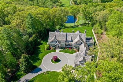 76 Robin Rd, Weston, MA 02493 - Photo 1