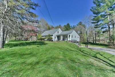 12 Orchard Rd, Sturbridge, MA 01566 - Photo 1