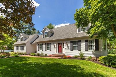 15 Oak Point, Wrentham, MA 02093 - Photo 1
