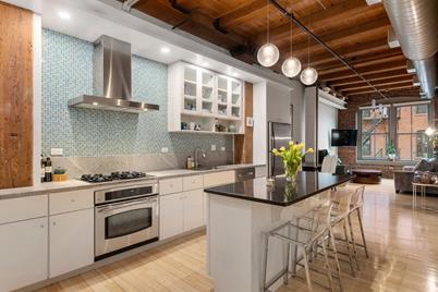 35 Channel Center Street #303, Boston, MA 02210 - Photo 1