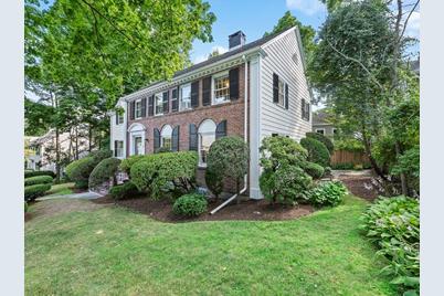 8 Monadnock Road, Arlington, MA 02476 - Photo 1