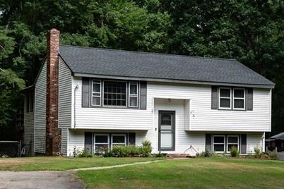 101 Augsburg Dr, Attleboro, MA 02703 - Photo 1