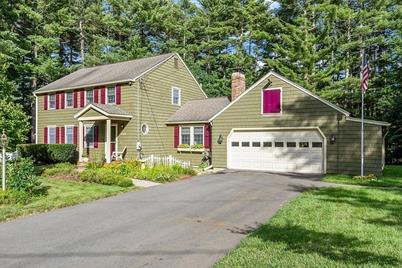 60 Maplewood Dr, Townsend, MA 01469 - MLS 73023682 - Coldwell Banker