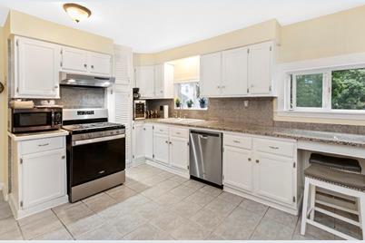 273 Lynnfield St #273, Lynn, MA 01904 - Photo 1