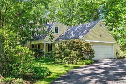 220 Stoney Lea Rd., Dedham, MA 02026 - Photo 1