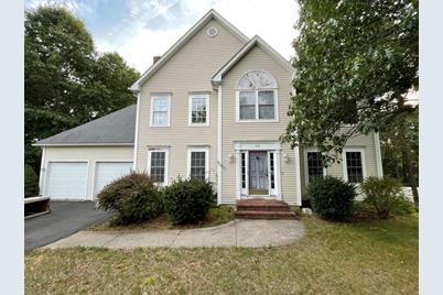 95 Cathedral Dr, Attleboro, MA 02703 - Photo 1