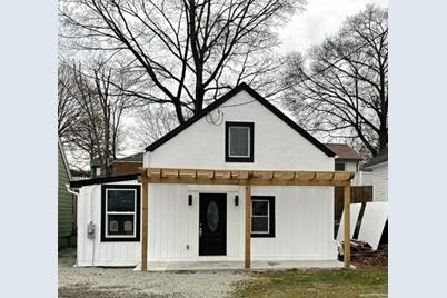 14 Fairmont Ave, Johnston, RI 02919 - Photo 1