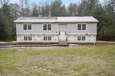 161 Charlton Street, Oxford, MA 01540 - Photo 1