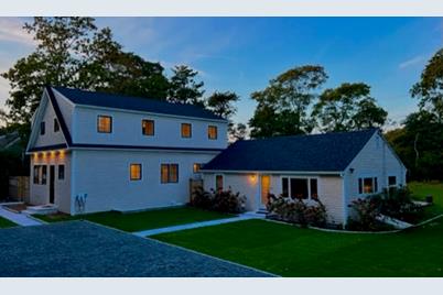 1 Paulding Avenue, Oak Bluffs, MA 02557 - Photo 1