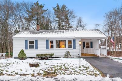 10 Lockwood Road, Wilmington, MA 01887 - Photo 1